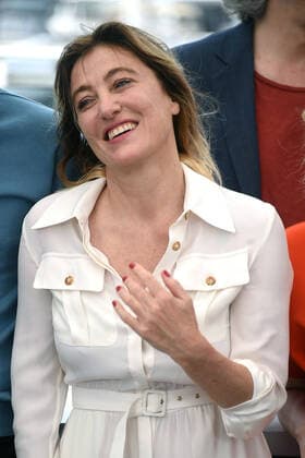 Entertainment Bilder des Tages 75th Cannes film festival 2022, Photocall film Les amandiers . Pictured: Valeria Bruni Tedeschi  Copyright: xAlbertoxTerenghi Cannesx2022x xix xVenezia2020x