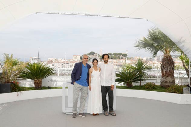 Mehdi Bajestani, Zar Amir Ebrahimi and Ali Abbasi at the photocall for the feature film Holy Spider at the Festival de Cannes 2022 75 Cannes International Film Festival at the Palais des Festivals Cannes, 23 05 2022. Foto:xD.xBedrosianx xFuturexImage