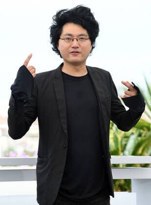 South Korean director Davy Chou attends the photo call for All The People I ll Never Be at Palais des Festivals at the 75th Cannes Film Festival, France on Monday, May 23, 2022.  CAN20220523116 RUNExHELLESTAD