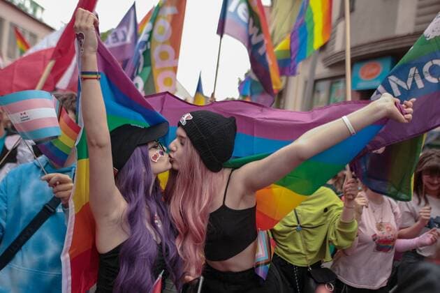 Bilder des Jahres 2022, News 05 Mai News Themen der Woche KW21 News Bilder des Tages May 23, 2022, Milicz Poland: The first LGBT March in the history of this city was held in Milicz, a small Polish town in Lower Silesia. Many followers of this culture participated in it. Residents did not protest, the march passed peacefully through the streets of the city, assisted by the police. Milicz Poland - ZUMAz123 20220523_zip_z123_052 Copyright: xKrzysztofxZatyckix
