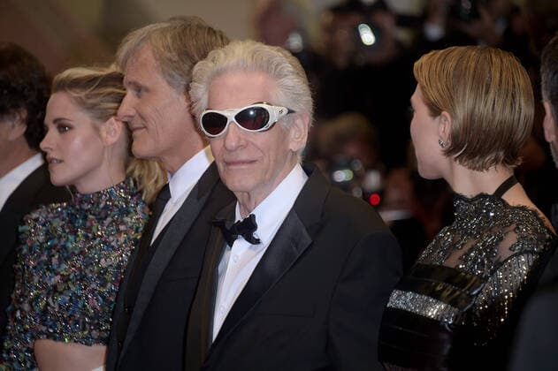 75th Cannes film festival 2022, Red carpet film Crimes Of The Future. Pictured: LÃ a Seydoux, David Cronenberg, Viggo Mortensen, Kristen Stewart  Copyright: xAlbertoxTerenghi Cannesx2022x xix xVenezia2020x