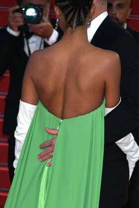 Entertainment Bilder des Tages 75th Cannes Film Festival 2022, Red Carpet Film Crimes Of The Future. Pictured Tina Kunakey, Vincent Cassel  Copyright: xSimonexComix xipa-agency.netx xVeneziax2020x