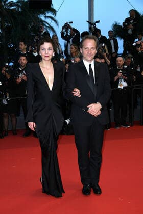 75th Cannes Film Festival 2022, Red Carpet Film Crimes Of The Future. Pictured Peter Sarsgaard, Maggie Gyllenhaal  Copyright: xSimonexComix xipa-agency.netx xVeneziax2020x