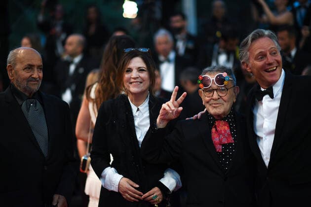 75eme Festival International du Film de Cannes. Montee des marches du film Crimes du futur . Festival de Cannes 2022 - The 75th annual Cannes film festival 2022 in Cannes - France - crimes of the future Red Carpet - Sharon Stone 280682 2022-05-23 Cannes France  Copyright: xMPPx STAR_280682_198
