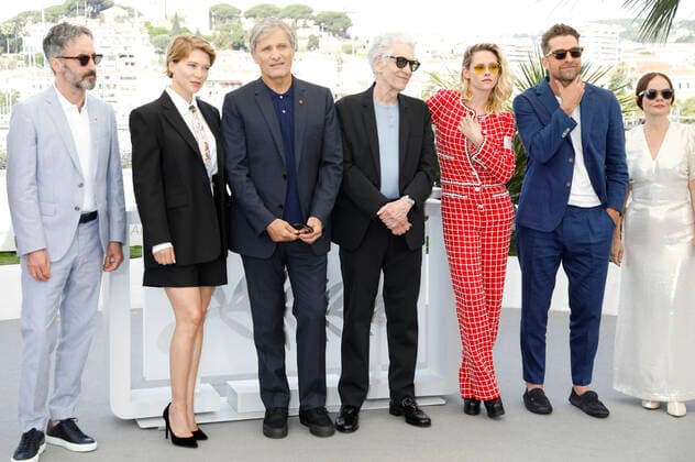 Don McKellar, Lea Seydoux, Viggo Mortensen, David Cronenberg, Kristen Stewart, Scott Speedman and Nadia Litz at the photocall for the feature film Crimes of the Future at the Festival de Cannes 2022 75 Cannes International Film Festival at the Palais des Festivals Cannes, Foto:xD.xBedrosianx xFuturexImage