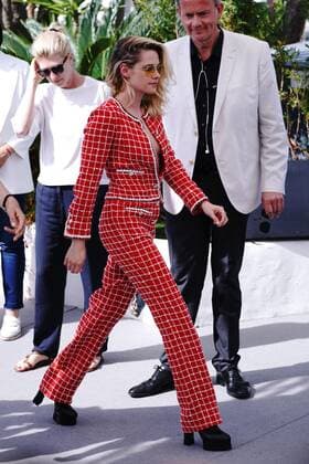 Kristen Stewart CELEBRITES : 75Ã me Festival de Cannes - Photocall du film Â« Crimes of the Future Â» - 24 05 2022 NorbertScanella Panoramic 