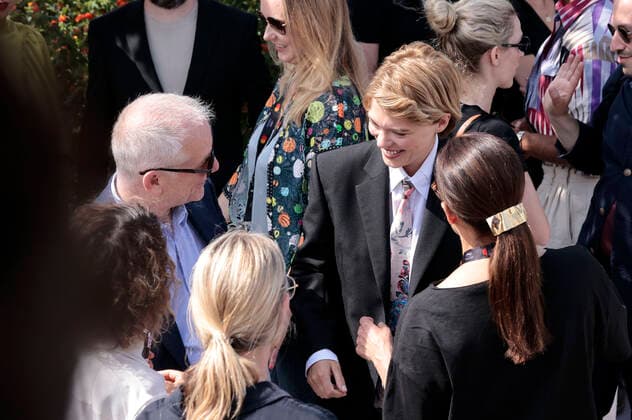 Thierry Fremaux and Lea Seydoux at the photocall for the feature film Crimes of the Future at the Festival de Cannes 2022 75 Cannes International Film Festival at the Palais des Festivals Cannes, 24 05 2022. Foto:xS.xGabschx xFuturexImage