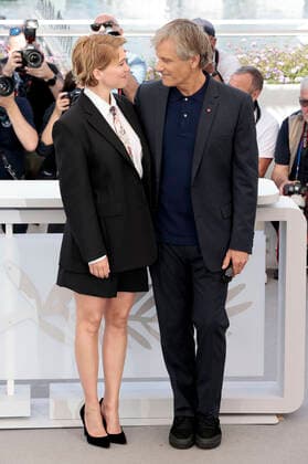 Lea Seydoux and Viggo Mortensen at the photocall for the feature film Crimes of the Future at the Festival de Cannes 2022 75 Cannes International Film Festival at the Palais des Festivals Cannes, 24 05 2022. Foto:xS.xGabschx xFuturexImage