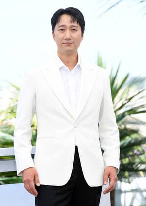 South Korean actor Park Hae-Il attends the photo call for Decision To Leave at Palais des Festivals at the 75th Cannes Film Festival, France on Tuesday, May 24, 2022.  CAN20220524133 RUNExHELLESTAD