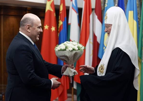 News Themen der Woche KW21 Russia Mishustin Patriarch 8198700 24.05.2022 Russian Prime Minister Mikhail Mishustin, left, congratulates Patriarch Kirill of Moscow and All Russia on his name day, in Moscow, Russia. Dmitry Astakhov Sputnik Moscow Russia  Copyright: xDmitryxAstakhovx