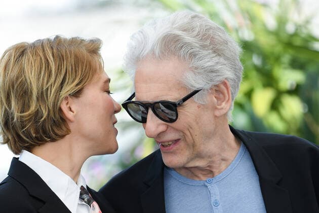 75eme Festival International du Film de Cannes. Photocall du film Les crimes du futur . Festival de Cannes 2022 - The 75th annual Cannes film festival 2022 in Cannes - France - photocall of Crimes of the future - Lea Seydoux , David Cronenberg Festival de Cannes 2022 - The 75th annual Cannes film festival 2022 in Cannes - France - photocall of Crimes of the future. 280706 2022-05-24 Cannes France  Copyright: xLionelxGuericolas MPPx STAR_280706_057