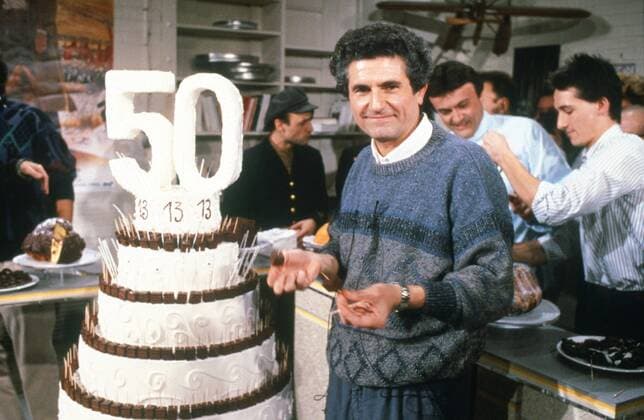 Claude Lelouch, 1987 Claude Lelouch celebrating his 50th birthday at the Club 13, located avenue Hoche in Paris 8th arrondissement. October 1987 Photo Jacques Loew Copyright: xJacquesxLoew Photo12x LWE21A00_346