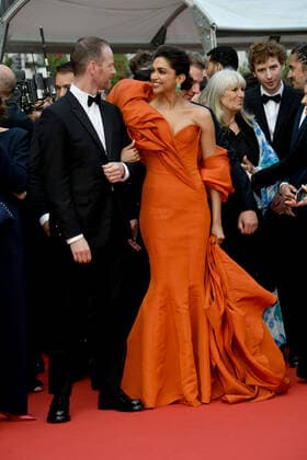 Cannes 2022 - 75Â° Festival Internazionale del cinema, Ottava Serata - Red Carpet del Film L™Innocent (The Innocent). Nella foto Deepika Padukone  Copyright: xAlbertoxTerenghix xipa-agency.nex xVenezia2020x