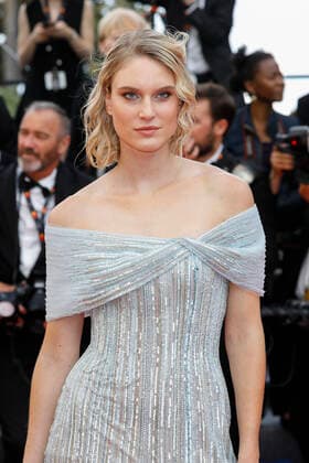 May 24, 2022, Cannes, France: Kim Knizdo attends the anniversary screening of The Innocent during the 75th Annual Cannes Film Festival at Palais des Festivals in Cannes, France, on 24 May 2022. Photo: Cannes France - ZUMAm179 20220524_zep_m179_012 Copyright: xAlecxMichaelx