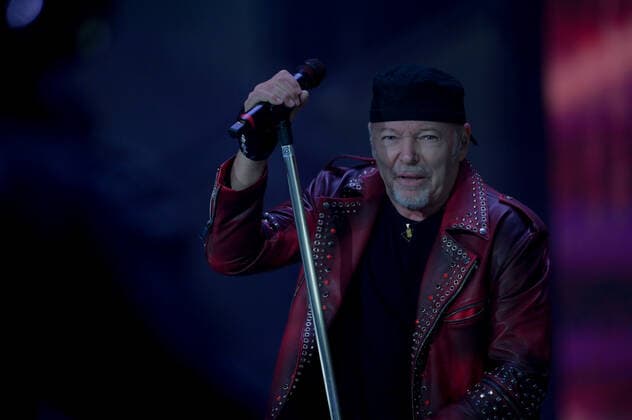 Milan, Italy, May 24, 2022 Vasco Rossi live at Ippodromo SNAI La Maura San Siro Milan during the Vasco Live Tour Credit Tiziano Ballabio during Vasco Live 2022, Italian singer Music Concert in Milan, Italy, May 24 2022  Copyright: xTizianoxBallabiox xipa-agency.nex xx 0