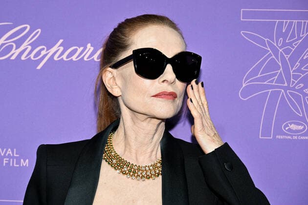 75eme Festival International du Film de Cannes. Montee des marches du film L innocent pour le 75eme anniversaire du Festival. Arrivées Soiree. 75th International Cannes Film Festival. Photocall arrivals. 280755 2022-05-24 Cannes France Huppert, Isabelle  Copyright: xL.Urmanx xStarfacex STAR_280755_193