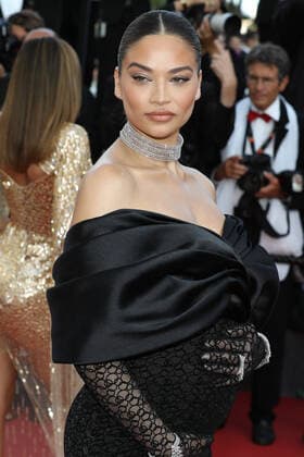 Internationale Filmfestspiele von Cannes, Elvis Premiere May 25, 2022, Cannes, Cote d Azur, France: SHANINA SHAIK attends the Elvis screening during 75th annual Cannes Film Festival Cannes France - ZUMAc179 20220526_zep_c179_077 Copyright: xMickaelxChavetx