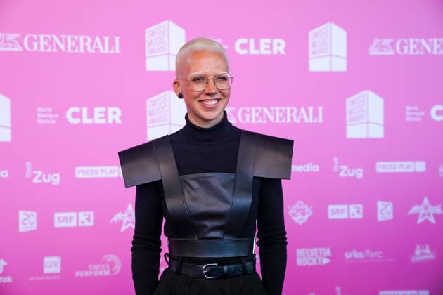 25 05 2022, Zug, Bossard Arena, Swiss Music Awards, swiss singer Stefanie Heinzmann on the red carpet Zug Bossard Arena Zug Switzerland  Copyright: xJustPictures.ch DanielaxPorcellix