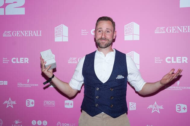 25 05 2022, Zug, Bossard Arena, Swiss Music Awards, Marco Kunz is the winner of the best album and best male category Zug Bossard Arena Zug Switzerland  Copyright: xJustPictures.ch DanielaxPorcellix