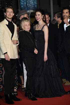 75th Cannes Film Festival 2022, Red Carpet Stars At Noon. Pictured Margaret Qualley  Copyright: xSimonexComix xipa-agency.netx xVeneziax2020x