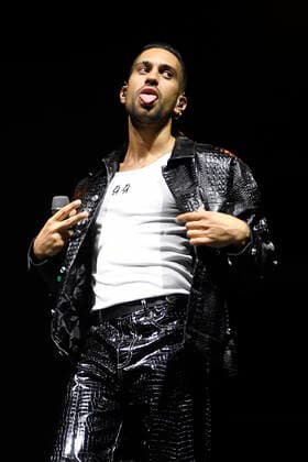 Mahmood s incredible 2022 tour is enriched with a new appointment scheduled for May 25, 2022 at the Gran Teatro Geox in Padua for what becomes the first Italian concert by the artist recently released with the new album Ghettolimpo (Universal). An unstoppable success that of Mahmood which to date has a total of 16 platinum discs, 8 gold discs and over 400 million streaming. Pictured Mahmood.  Copyright: xMBTARGETx xipa-agency.netx xMBTARGETx