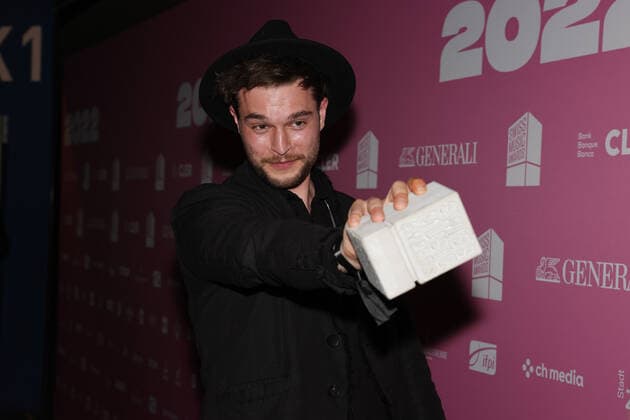 ZIAN 15 Swiss Music Awards 2022 Swiss musician ZIAN nominee and winner of the concrete block in the category Best Crushing Newcomer Presentation of the 15 Swiss Music Awards on 25 05 2022 at Bossard Arena Zug Canton Zug, Switzerland.