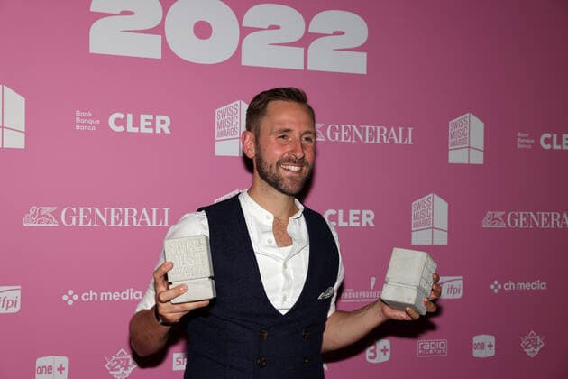 Kunz 15 Swiss Music Awards 2022 Swiss dialect singer Kunz Nominee and winner of the concrete block in the two categories Best Male Act and Best Album Presentation of the 15 Swiss Music Awards on 25 05 2022 in the Bossard Arena Zug Canton Zug, Switzerland