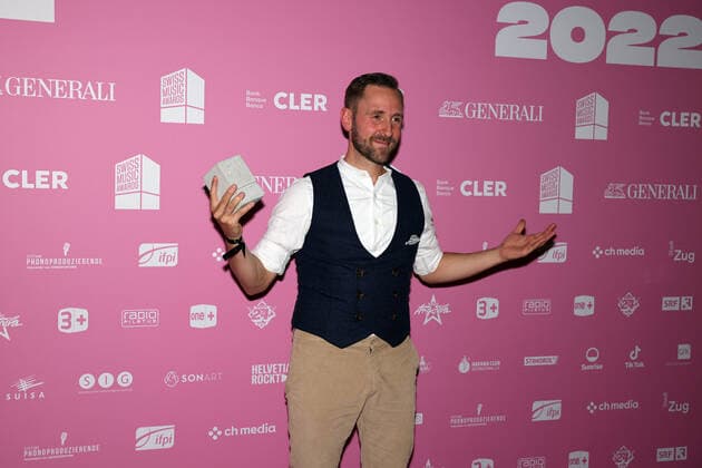 Kunz 15 Swiss Music Awards 2022 Swiss dialect singer Kunz Nominee and winner of the concrete block in the two categories Best Male Act and Best Album Presentation of the 15 Swiss Music Awards on 25 05 2022 in the Bossard Arena Zug Canton Zug, Switzerland