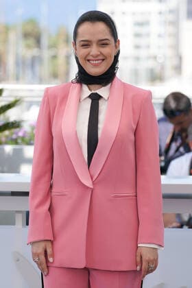 Taraneh Alidoosti (actrice) CELEBRITES : 75Ã me Festival de Cannes - Photocall du film Â« Leila?s Brothers Â» - 26 05 2022 NorbertScanella Panoramic 