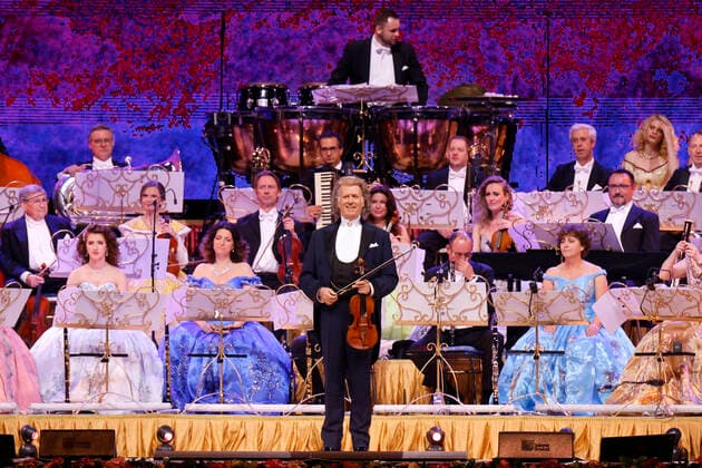 Star violinist Andre Rieu with his Johann Strauss Orchestra during his concert as part of the Happy Together Tour live at the Lanxess Arena Cologne, 25 05 2022 NRW Germany Copyright: xChristophxHardtx