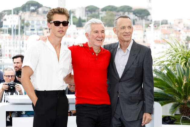 May 26, 2022, Cannes, France: Austin Butler (l-r), Baz Luhrmann and Tom Hanks pose at the photocall of Elvis during the 75th Annual Cannes Film Festival at Palais des Festivals in Cannes, France, on 26 May 2022. Photo: Cannes France - ZUMAm179 20220526_zep_m179_014 Copyright: xAlecxMichaelx