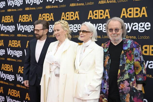 LONDON 20220526 Bjorn Ulvaeus, Anni Frid Lyngstad, Agnetha Faltskog and Benny Andersson arrive for the gala premiere of the ABBA Voyage concert at the ABBA Arena at Queen Elizabeth Olympic Park in London Photo Pontus Lundahl TT code 10050 LONDON GREAT BRITAIN x10050x,  Copyright: xPontusxLundahl TTx ABBA VOYAGE