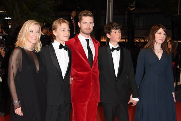 75th Cannes Film Festival 2022, red carpet Close Pictured: Emilie Dequenne, Gustav De Waele, Lukas Dhont, Eden Dambrine, LÃ a Drucker  Copyright: xManuelexMangiarottix xipa-agencyx xVeneziax2020x