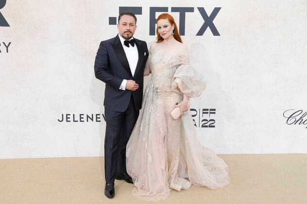 Klemens Hallmann mit Ehefrau Barbara Meier bei der 28. amfAR Gala Cannes im Rahmen vom Festival de Cannes 2022 75. Internationale Filmfestspiele von Cannes im HÃ tel du Cap-Eden-Roc. Antibes, 26.05.2022 *** Klemens Hallmann with wife Barbara Meier at the 28 amfAR Gala Cannes during the Festival de Cannes 2022 75 Cannes International Film Festival at HÃ tel du Cap Eden Roc Antibes, 26 05 2022 Foto:xD.xBedrosianx xFuturexImage