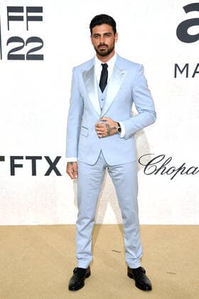Cannes 2022 - 75Â° Festival Internazionale del cinema, Decima serata, amfAR Gala Cannes 2022. Nella Foto Michele Morrone  Copyright: xAlbertoxTerenghix xipa-agency.nex xVenezia2020x