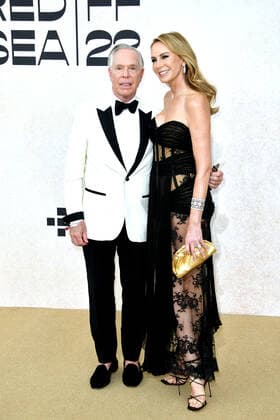 Cannes 2022 - 75Â° Festival Internazionale del cinema, Decima serata, amfAR Gala Cannes 2022. Nella Foto Tommy Hilfiger and Dee Ocleppo  Copyright: xAlbertoxTerenghix xipa-agency.nex xVenezia2020x