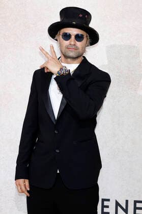 Alec Monopoly at the 28 amfAR Gala Cannes in the framework of the Festival de Cannes 2022 75 Cannes International Film Festival at the HÃ tel du Cap Eden Roc Antibes, 26 05 2022 Foto:xD.xBedrosianx xFuturexImage