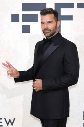 Ricky Martin at the 28 amfAR Gala Cannes within the Festival de Cannes 2022 75 Cannes International Film Festival at the HÃ tel du Cap Eden Roc Antibes, 26 05 2022 Foto:xD.xBedrosianx xFuturexImage