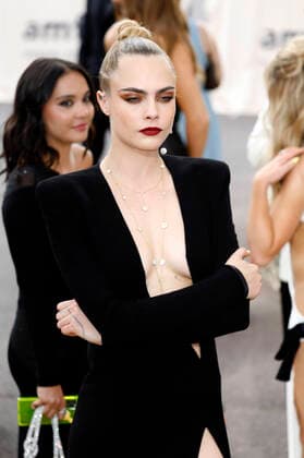 Cara Delevingne at the 28 amfAR Gala Cannes during the Festival de Cannes 2022 75 Cannes International Film Festival at HÃ tel du Cap Eden Roc Antibes, 26 05 2022 Foto:xD.xBedrosianx xFuturexImage
