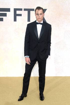 Cannes 2022 - 75Â° Festival Internazionale del cinema, Decima serata, amfAR Gala Cannes 2022. Nella Foto Gustav Witzoe  Copyright: xAlbertoxTerenghix xipa-agency.nex xVenezia2020x