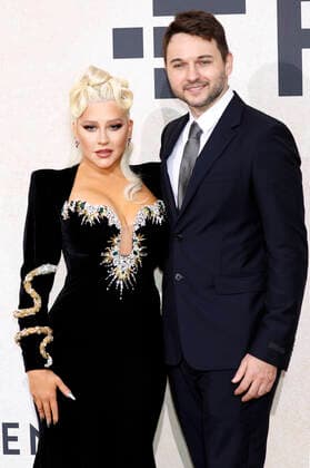 Christina Aguilera and Matthew Rutler at the 28 amfAR Gala Cannes during the Festival de Cannes 2022 75 Cannes International Film Festival at HÃ tel du Cap Eden Roc Antibes, 26 05 2022 Foto:xD.xBedrosianx xFuturexImage