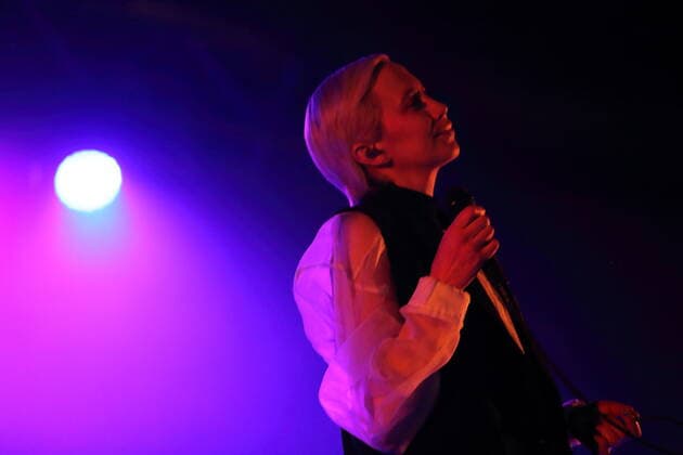 Eva Milner of the band Hundreds at a concert at Huxleys Neue Welt in Berlin, 26 May 2022 Hundreds concert Berlin