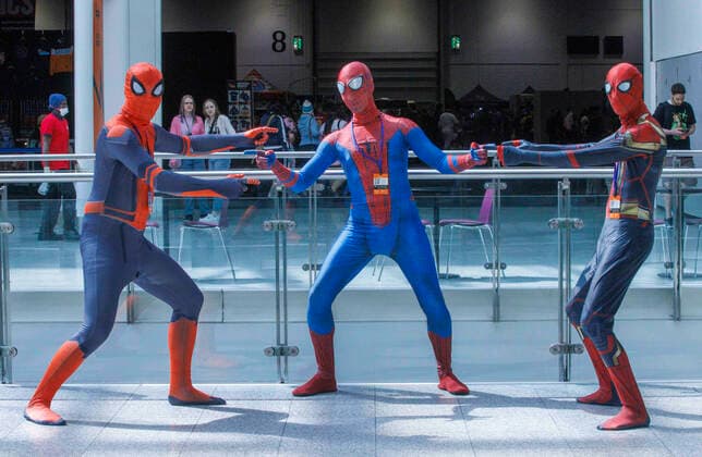Bilder des Jahres 2022, News 05 Mai News Themen der Woche KW21 . 27 05 2022. London, United Kingdom. People celebrate cartoon and comic characters. Comic Con convention at the Excel Centre. Comic Com runs from May 27-29th.  xMarkxThomasx xi-Imagesx IIM-23456-0011