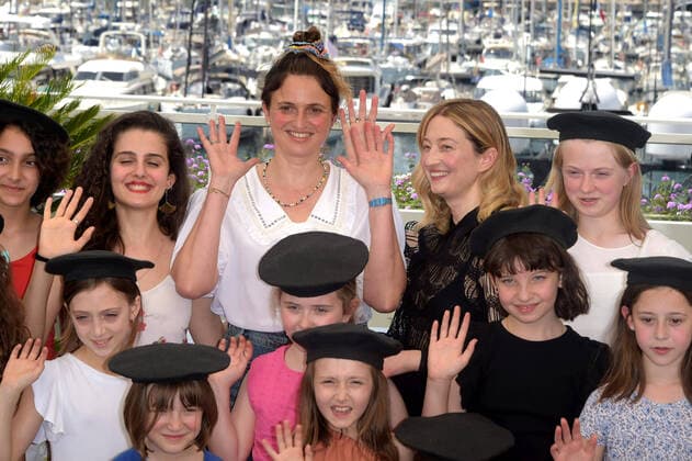 Entertainment Themen der Woche KW21 75th Cannes film festival 2022, Photocall Rendez-Vous With Alice Rohrwacher. Pictured: Alba Rohrwacher, Alice Rohrwacher  Copyright: xAlbertoxTerenghi Cannesx2022x xix xVenezia2020x