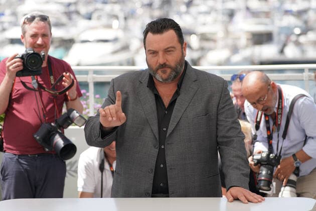 Denis MÃ nochet (Acteur - France) CELEBRITES : 75Ã me Festival de Cannes - Photocall du film Â« As Bestas Â» - 27 05 2022 NorbertScanella Panoramic 