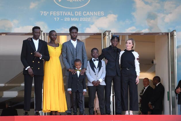 75th Cannes Film Festival 2022, red Mother And Son Pictured: Ahmed Sylla, Annabelle Lengronne, Stephane Bak, LÃ onor Serraille, Milan Doucansi  Copyright: xManuelexMangiarottix xipa-agencyx xVeneziax2020x