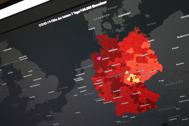 RKI dashboard, 7 day incidence is now 209.4 7 day incidence, RKI dashboard on a monitor on 28 05 2022 in Siegen Germany.