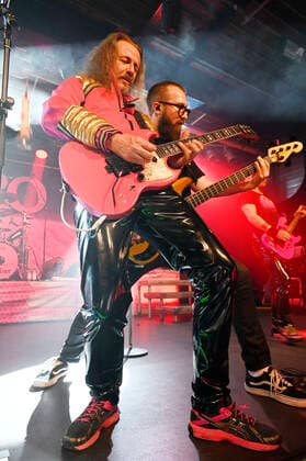 Veit Vito C Kutzer, Korbinian Benedict from J B O live at a concert of the Planet Pink Tour 2022 at Backstage Munich, 27 05 2022 Foto:xS.xAdamx xFuturexImage