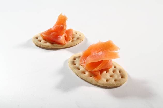 two cracker with salmon on white background , 19955150.jpg, cracker: salmon, drink, biscuits, slice, crust, jam, breakfast, cereal, bread, cereal, food, nutrition, crisp, golden, fragrant, food, crumbly, tart, fruit, toast, toasted bread crumbs, sticks, toast, slice,