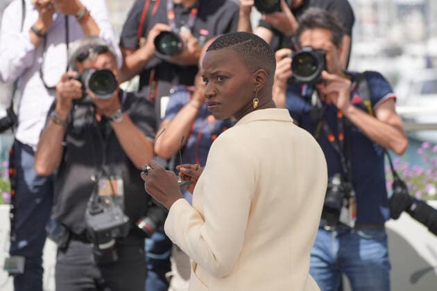 Ahmed Sylla CELEBRITES : 75Ã me Festival de Cannes - Photocall du film Â« Un petit frere Â» - 28 05 2022 NorbertScanella Panoramic 